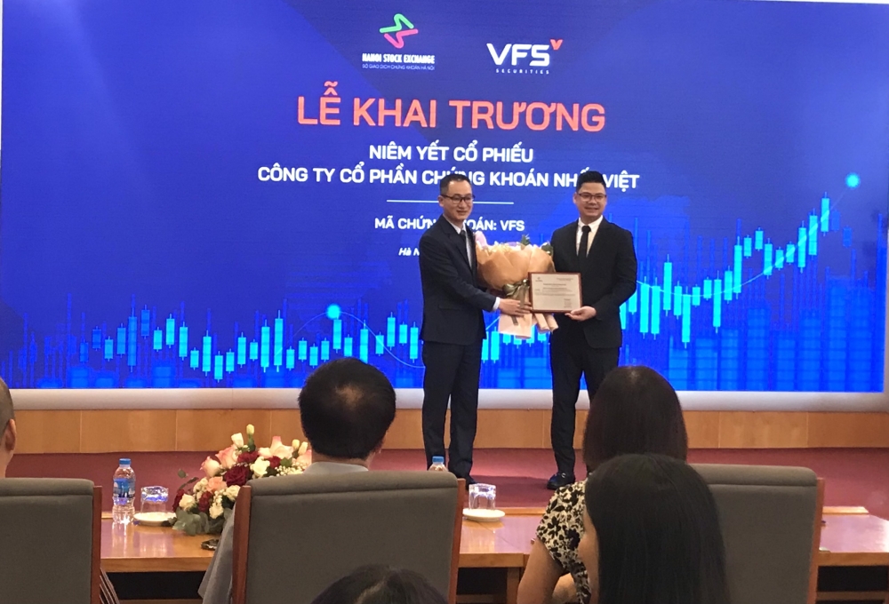 Chứng khoán Nhất Việt chính thức giao dịch trên HNX từ 24/7