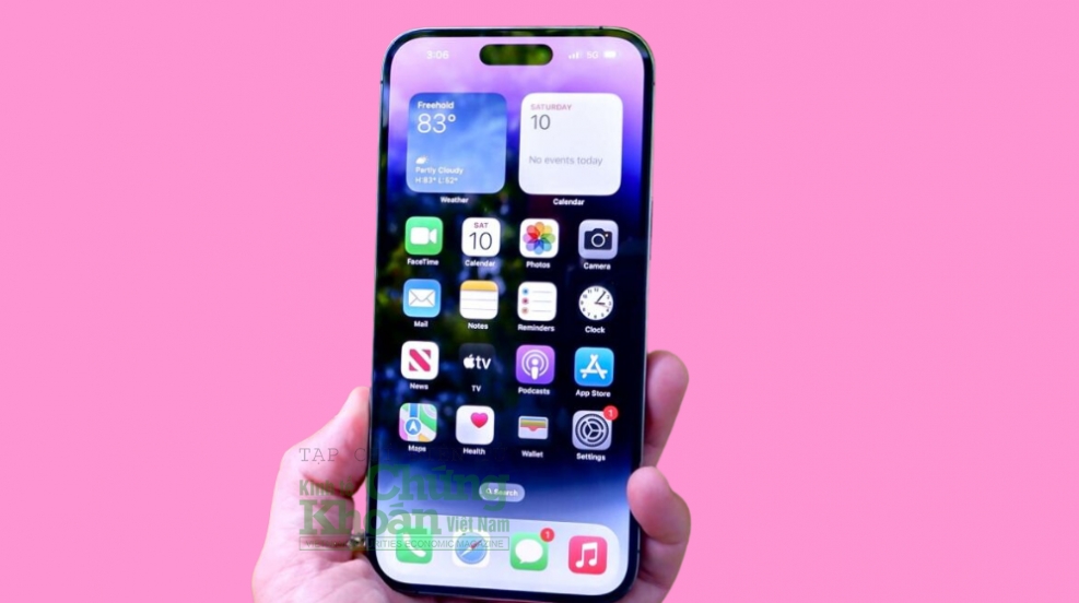 iPhone 14 Pro Max tạo "địa chấn" về giá: Rẻ chưa từng có khiến các đối thủ "át vía"