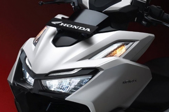 Honda Vario 160 phiên bản Thể thao Xám xi măng có giá bao nhiêu trong tháng 8/2023?