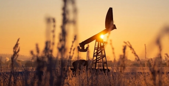 Giá xăng dầu hôm nay ngày 4/9/2023: Xăng trong nước tăng mạnh theo thị trường thế giới?