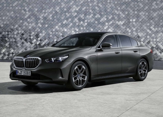 BMW 5 Series hoàn toàn mới hiện đã có sẵn hệ truyền động plug-in hybrid