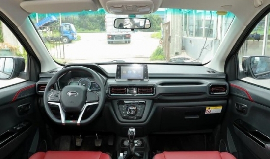 Lộ diện mẫu ô tô giá rẻ rục rịch về Việt Nam: Sẵn sàng tham chiến cùng Toyota Veloz Cross