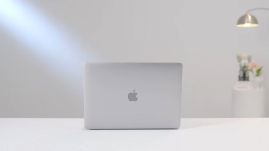 MacBook Pro 13 inch M2: Chiếc laptop đẳng cấp nhất phân khúc, cấu hình "không đối thủ"