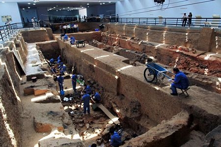 Tại sao các nhà khảo cổ vẫn e dè mở mộ Tần Thủy Hoàng? Hóa ra đây là lý do