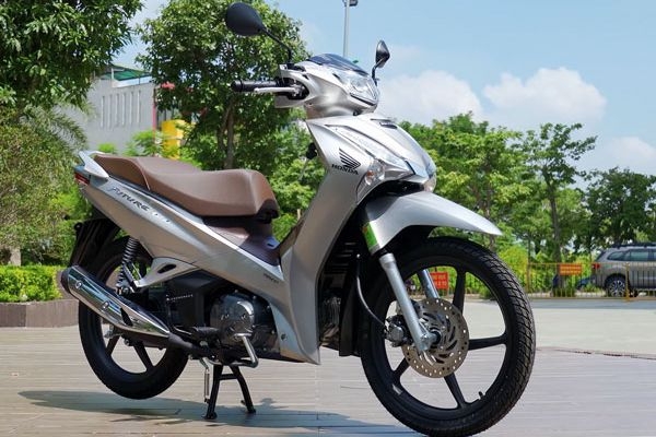 Bảng giá Honda Future 125 FI giữa tháng 9/2023: Chênh tới hơn 2 triệu đồng