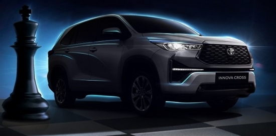 Toyota Innova Cross hứa hẹn nhiều thú vị khi ra mắt tại Việt Nam