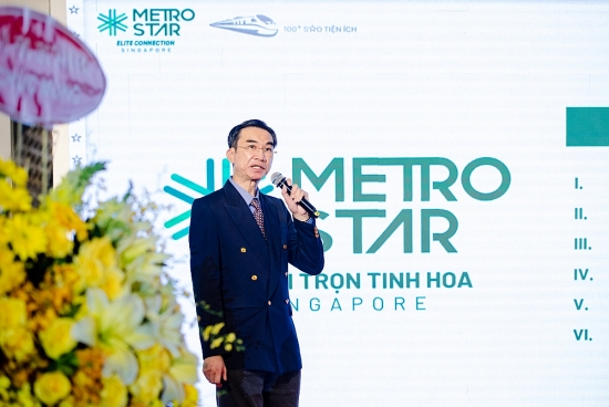 Khách hàng hào hứng với kế hoạch 10 năm nhân vốn của công ty Metro Star