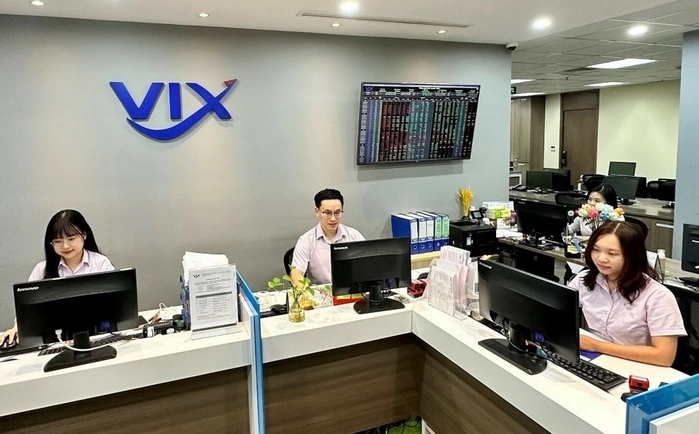 Bà Nguyễn Thị Tuyết trở thành cổ đông lớn tại Chứng khoán VIX