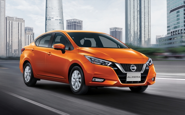 Cặp đôi nhà Nissan được hãng "ưu ái" 100% phí trước bạ: Dân tình "lời to" cả trăm triệu