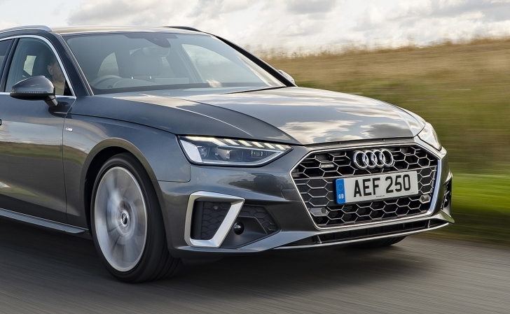 Giá xe Audi A4 niêm yết và lăn bánh tháng 10/2023: Đẳng cấp thượng lưu