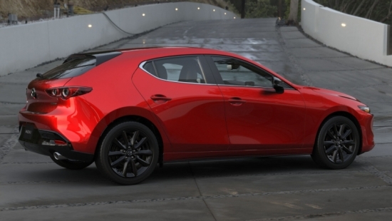 Mazda 3 2024 rục rịch về nước: Ngoại thất đẹp, giá mềm khiến loạt đối thủ "e ngại"
