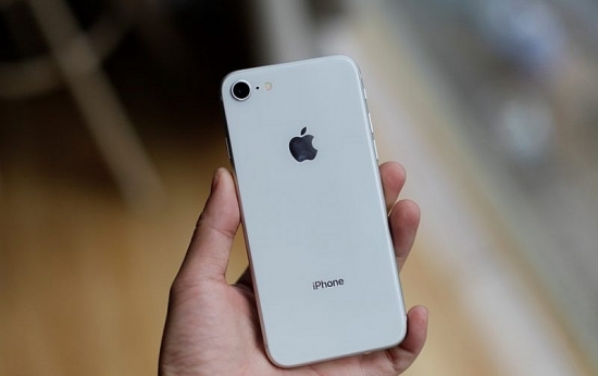 Giá iPhone 8 rẻ khó tin: Liệu có còn đáng sở hữu?