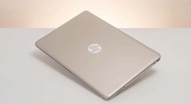 Chiếc laptop HP sale siêu sốc với giá chưa tới 10 triệu: Giá rẻ nhưng thiết kế không "rẻ"