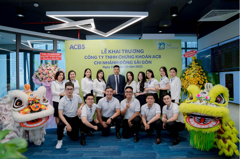 Chứng khoán ACB khai trương chi nhánh thứ bảy tại TP Hồ Chí Minh