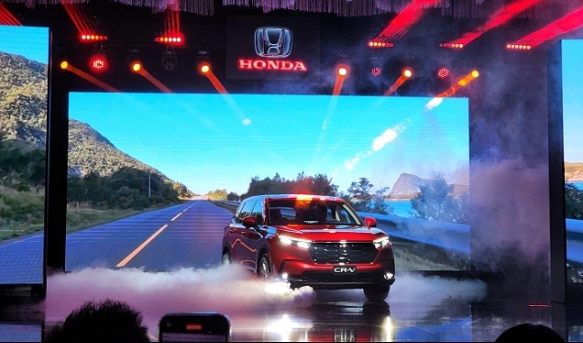Cận cảnh "bom tấn" Honda CR-V 2024 về Việt Nam, diện mạo bất ngờ, giá "rẻ" ngỡ ngàng