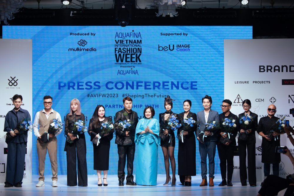 Bà Trang Lê - Chủ tịch Hiệp hội các Nhà thiết kế thời trang Đông Nam Á (CAFD) kiêm Chủ tịch AVIFW cùng các NTK, thương hiệu sẽ trình diễn tại Aquafina Vietnam International Fashion Week F/W 2023