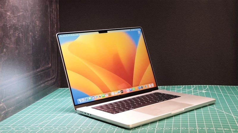 Chiếc MacBook "đỉnh" nhất trong lịch sử: Từ thiết kế lẫn hiệu năng đều "không đối thủ"