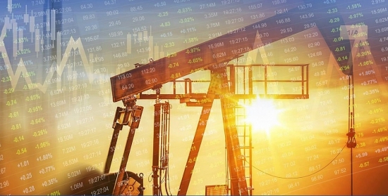2 mã cổ phiếu ngành dầu khí được khuyến nghị tích cực trong tháng 11