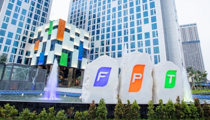 Thị giá cổ phiếu tăng, FPT trở lại top 10 doanh nghiệp niêm yết giá trị nhất