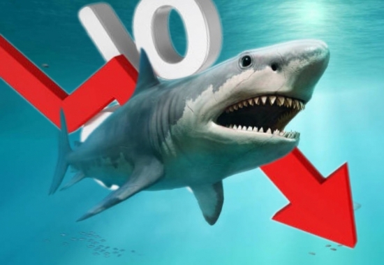 Dòng tiền cá mập "tháo chạy" cuối phiên, VN-Index thủng mốc 1.100 điểm