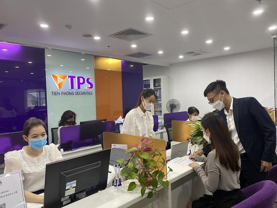 Chứng khoán Tiên Phong (TPS) muốn bơm thêm 700 tỷ đồng cho tự doanh sau khi thua lỗ trong quý 3