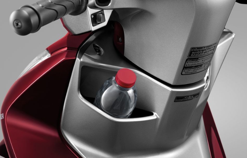 Xe máy nhập Thái tựa Honda Future "ăn khách" nhờ "uống" 1,4 lít/100 km: Giá bán ngang SH Việt