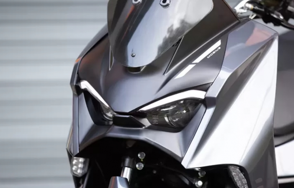 Yamaha ra mắt mẫu xe máy thể thao, mạnh mẽ: "Ăn đứt" Air Blade về giá bán