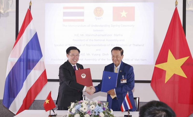 Quốc hội Việt Nam và Hạ viện Thái Lan ký Bản ghi nhớ hợp tác