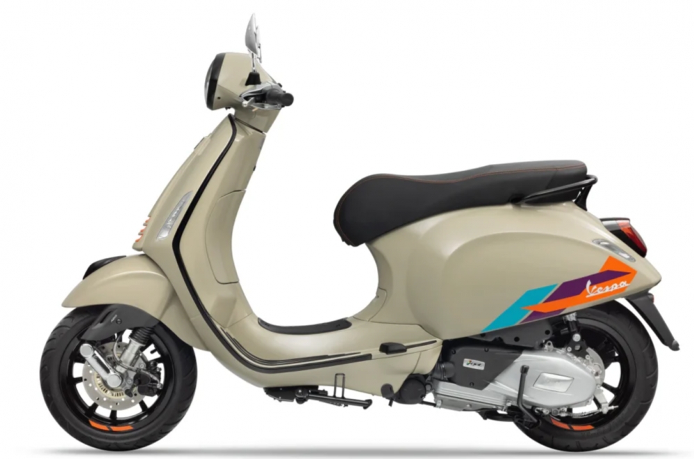 Bảng giá xe máy Vespa mới nhất tháng 12/2023: Chỉ từ 75 triệu có ngay "hàng hiệu"