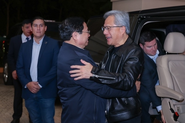 Thủ tướng Phạm Minh Chính tiếp Chủ tịch, Tổng Giám đốc Tập đoàn NVIDIA thăm Việt Nam