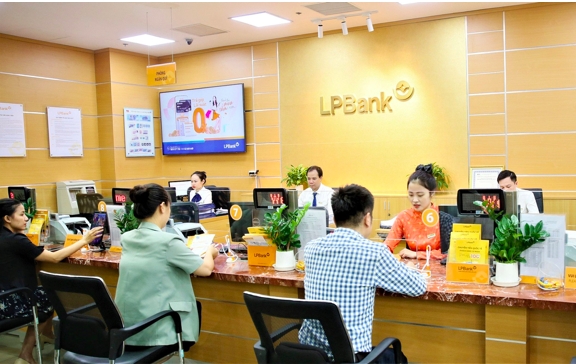 LPBank chuẩn bị chi gần 1.400 tỷ đồng mua lại trái phiếu trước hạn