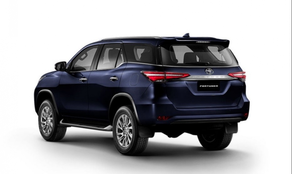 Đối thủ của Hyundai Santa Fe sớm lộ diện: Giá "rẻ bất ngờ"