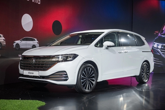 Volkswagen Viloran chính thức ra mắt thị trường Việt với giá bán gần 2 tỷ đồng