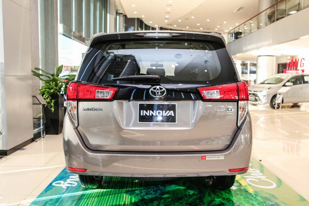 Giá xe Toyota Innova tháng 1/2024: Lăn bánh chỉ hơn 800 triệu đồng