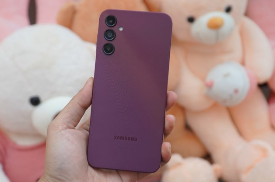 Siêu phẩm giá rẻ Samsung Galaxy A14 5G: Hiệu năng cực mượt, giá cực "yêu thương"