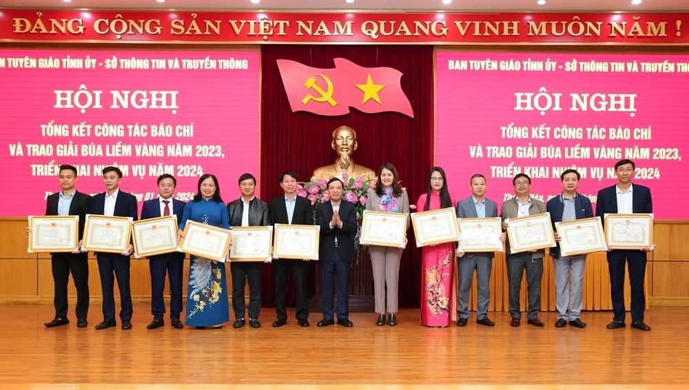 Thanh Hóa: Tổng kết công tác báo chí và trao Giải Búa liềm vàng năm 2023