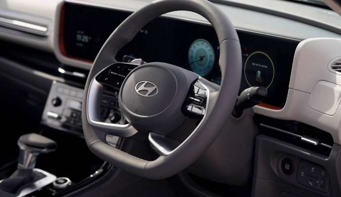Hyundai Creta 2024 "lột xác" toàn diện: Giá "rẻ hết hồn", KIA Morning "lo sốt vó"
