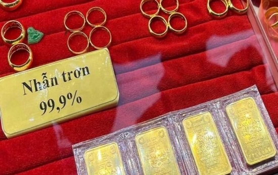 Giá vàng chiều nay 6/4/2024: Vàng nhẫn tạo cú sốc, vượt ngưỡng 74 triệu đồng/lượng