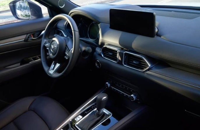 Mazda CX-5 2024 ra mắt với ngoại hình "lột xác" hoàn toàn, trang bị "áp đảo" Honda CR-V