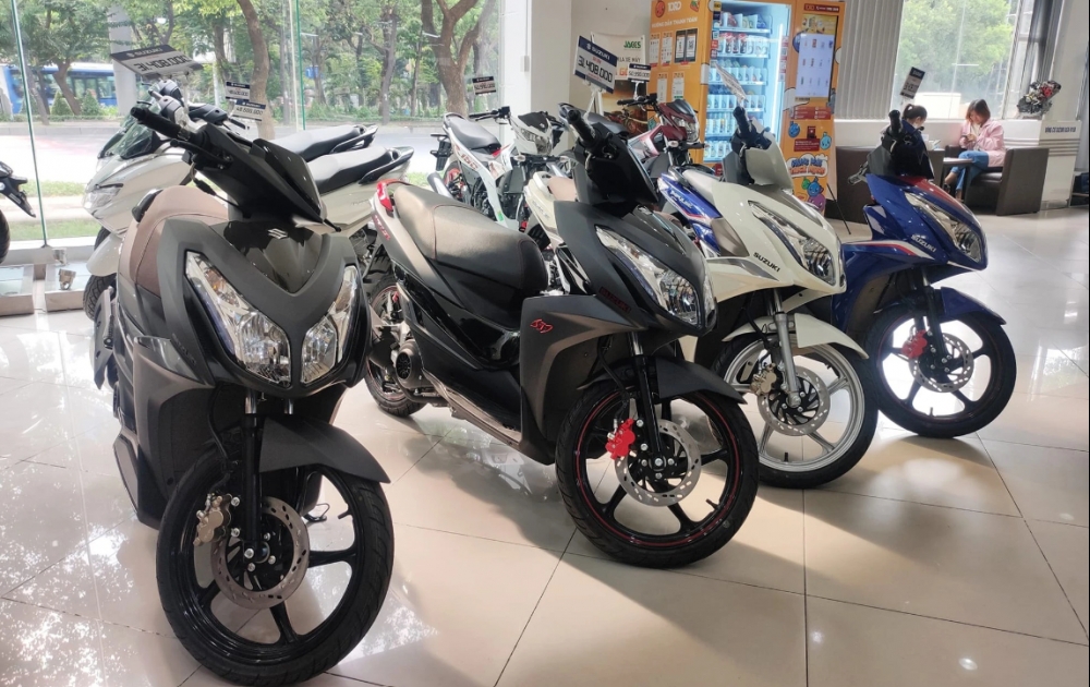 Bảng giá xe máy Suzuki mới nhất tháng 2/2024: "Rẻ" không cần nhìn giá!