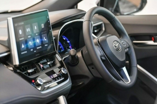 Ngắm nhìn mẫu Toyota Corolla Cross 2024 vừa ra mắt: Đẹp mĩ mãn, trang bị "xứng tầm"