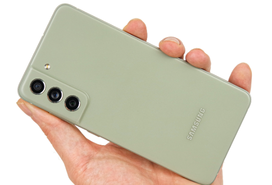 Giá Samsung Galaxy S21 FE rẻ không tưởng: Cực đáng "mở hầu bao" dịp khai xuân
