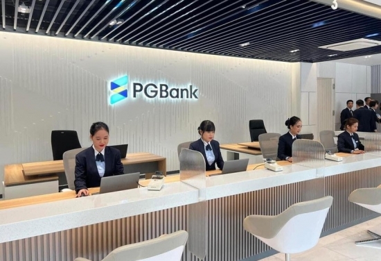 Chuẩn bị chia cổ phiếu thưởng sau gần 12 năm, cổ phiếu của PGBank liên tục tăng mạnh