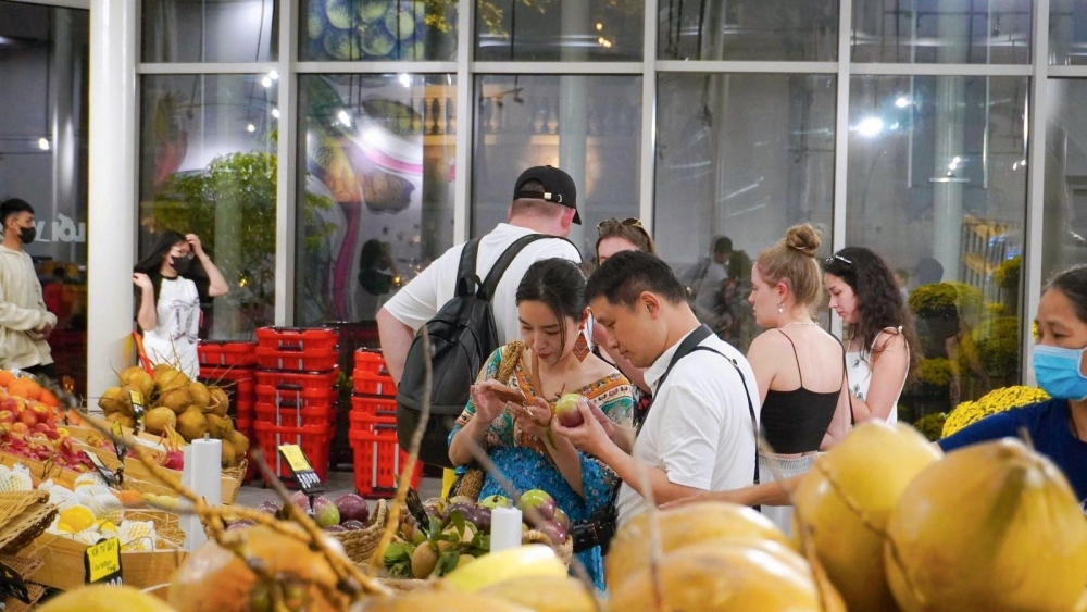 Khai trương siêu thị quy mô bậc nhất Phú Quốc tại Thị trấn Hoàng Hôn