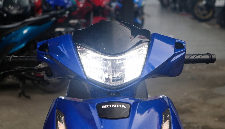 Honda Thái Lan ra mắt mẫu xe máy số với mức "ăn" xăng nhỏ giọt: Giá chỉ 35 triệu