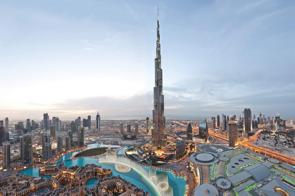 Tháp Burj Khalifa, tòa nhà cao nhất thế giới, biểu tượng của thành phố Dubai và Các tiểu Vương quốc Ả rập Thống nhất (UAE)