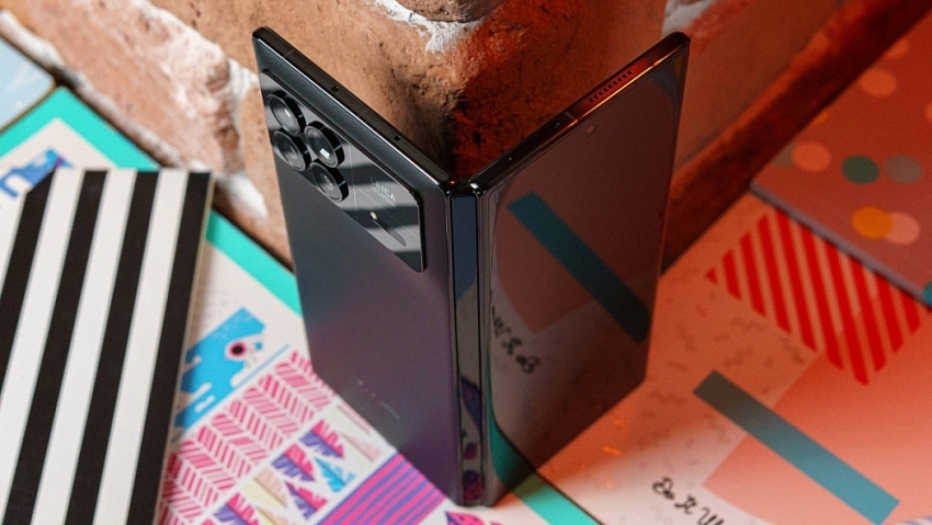 Xiaomi MIX Fold 4 có phần cứng ấn tượng