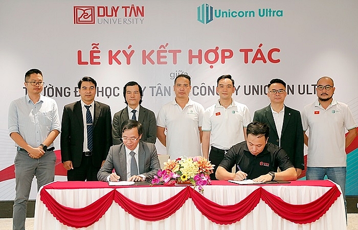 Ký kết hợp tác giữa Đại học Duy Tân và Unicorn Ultra 