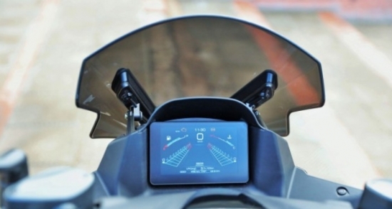 Mẫu xe máy thể thao với thiết kế cực ngầu, trang bị hiện đại:"Áp lực" cực đại cho Honda SH