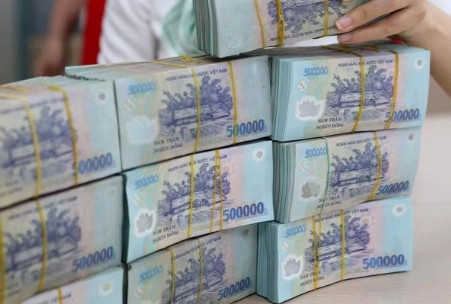 Lãi suất Vietcombank: Có 1 tỷ đồng gửi tiết kiệm 12 tháng nhận bao nhiêu tiền lãi?